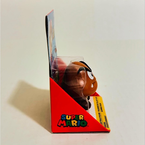 World of Nintendo Super Mario Goomba 2.5-Inch Mini Figure - Picture 3 of 5